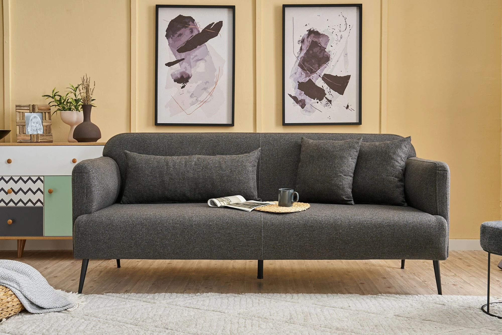 Divan treshe Atelier del Sofa, Revos, ngjyrë antracit