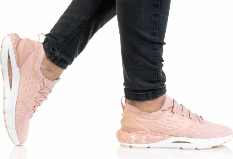 Atlete për femra Under Armour, rozë