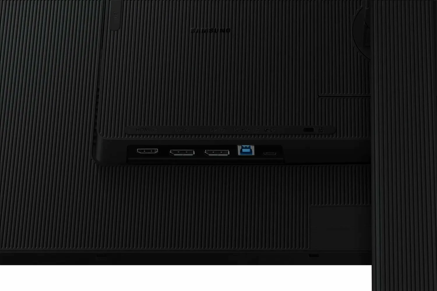 Monitor Samsung Viewfinity S6 LS32D600UAUXEN 31.5\" WQHD 100Hz USB-C, i zi
