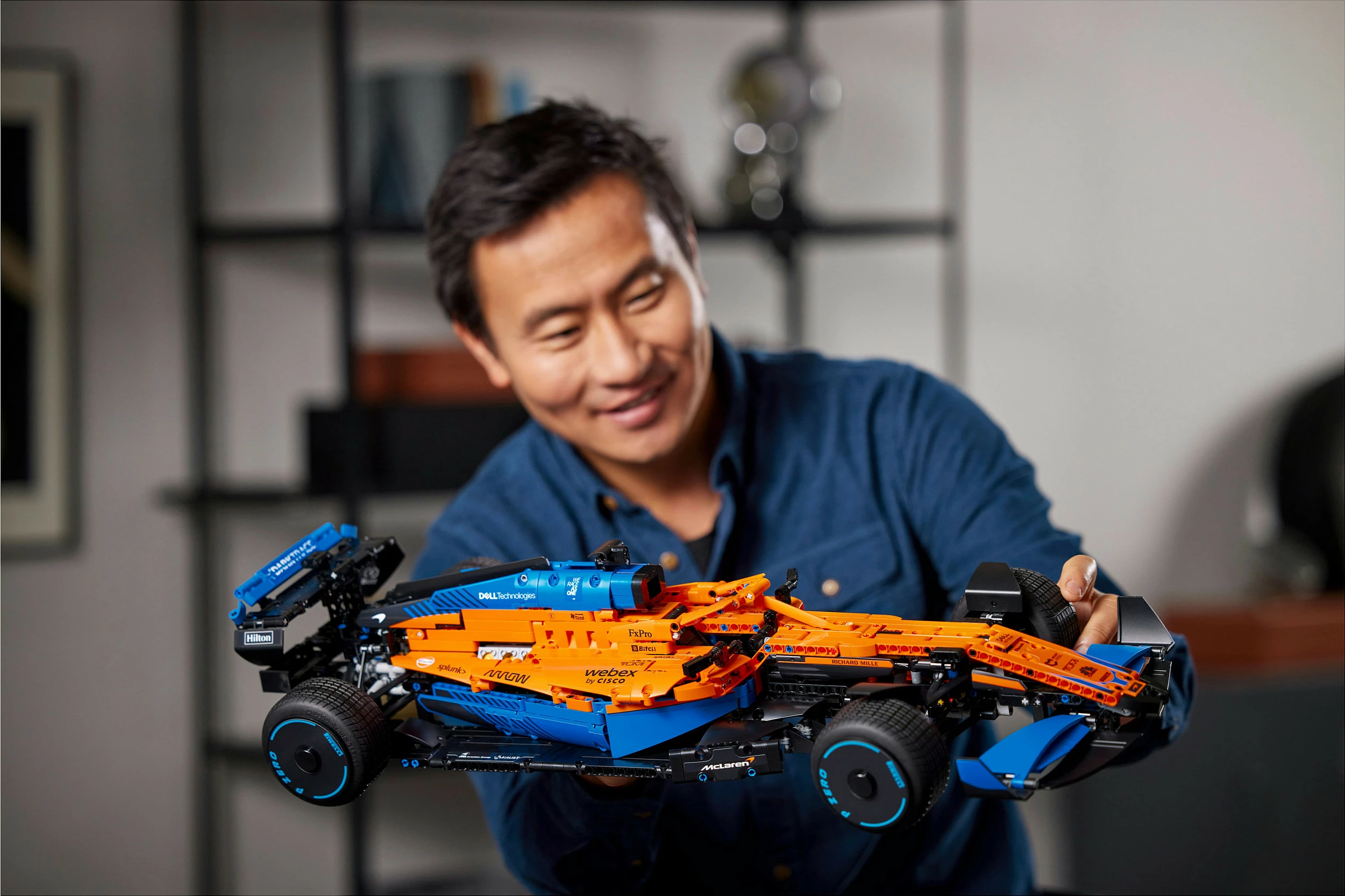 Set për ndërtim LEGO Technic McLaren Formula 1, 1434 pjesë, shumëngjyrësh