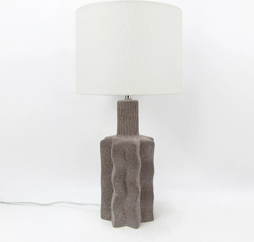 Llambë tavoline EGLI, qeramikë gri e errët, abazhur lino i bardhë, 32x32x56cm