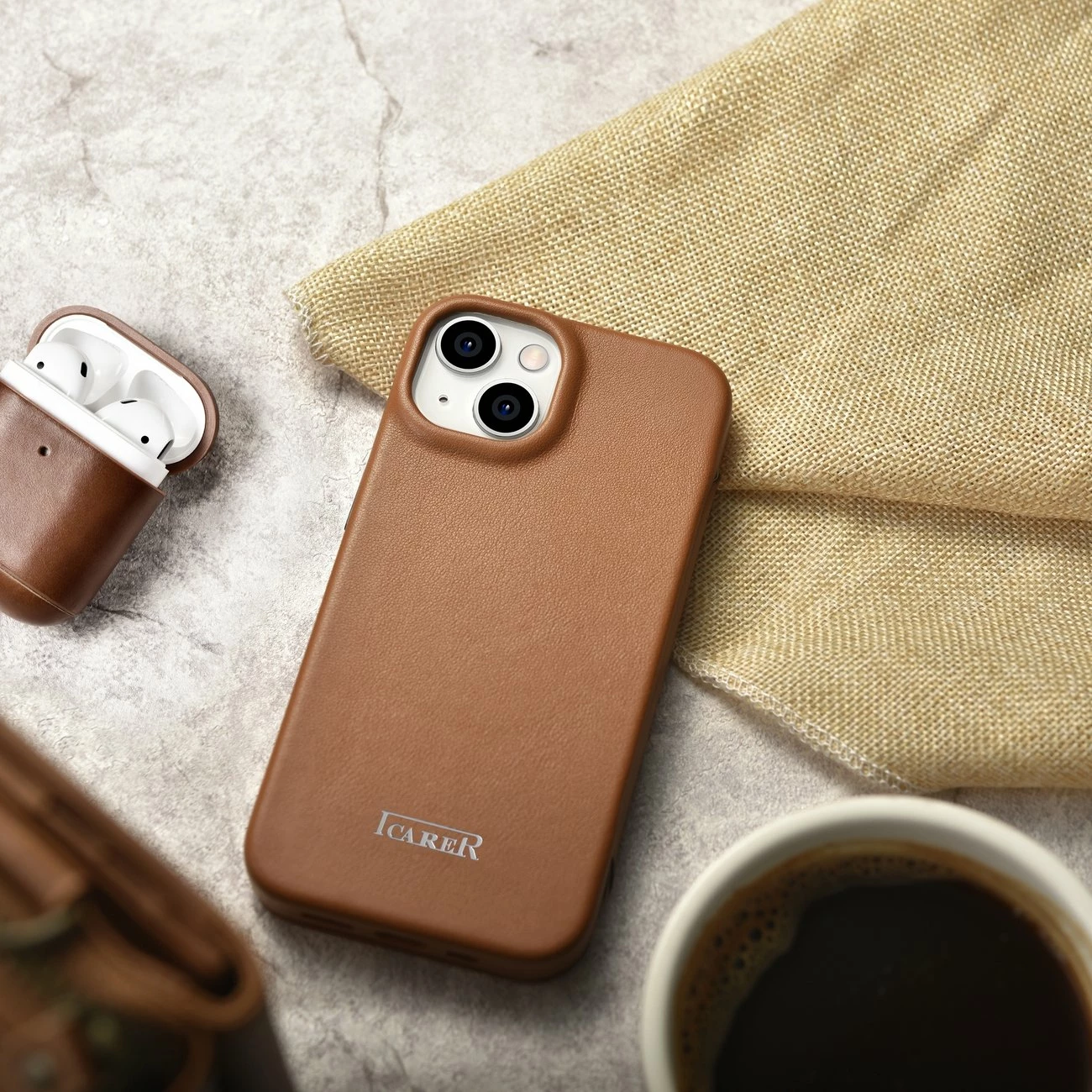 Mbështjellës lëkure iCarer CE Premium Folio për iPhone 14, MagSafe, kafe