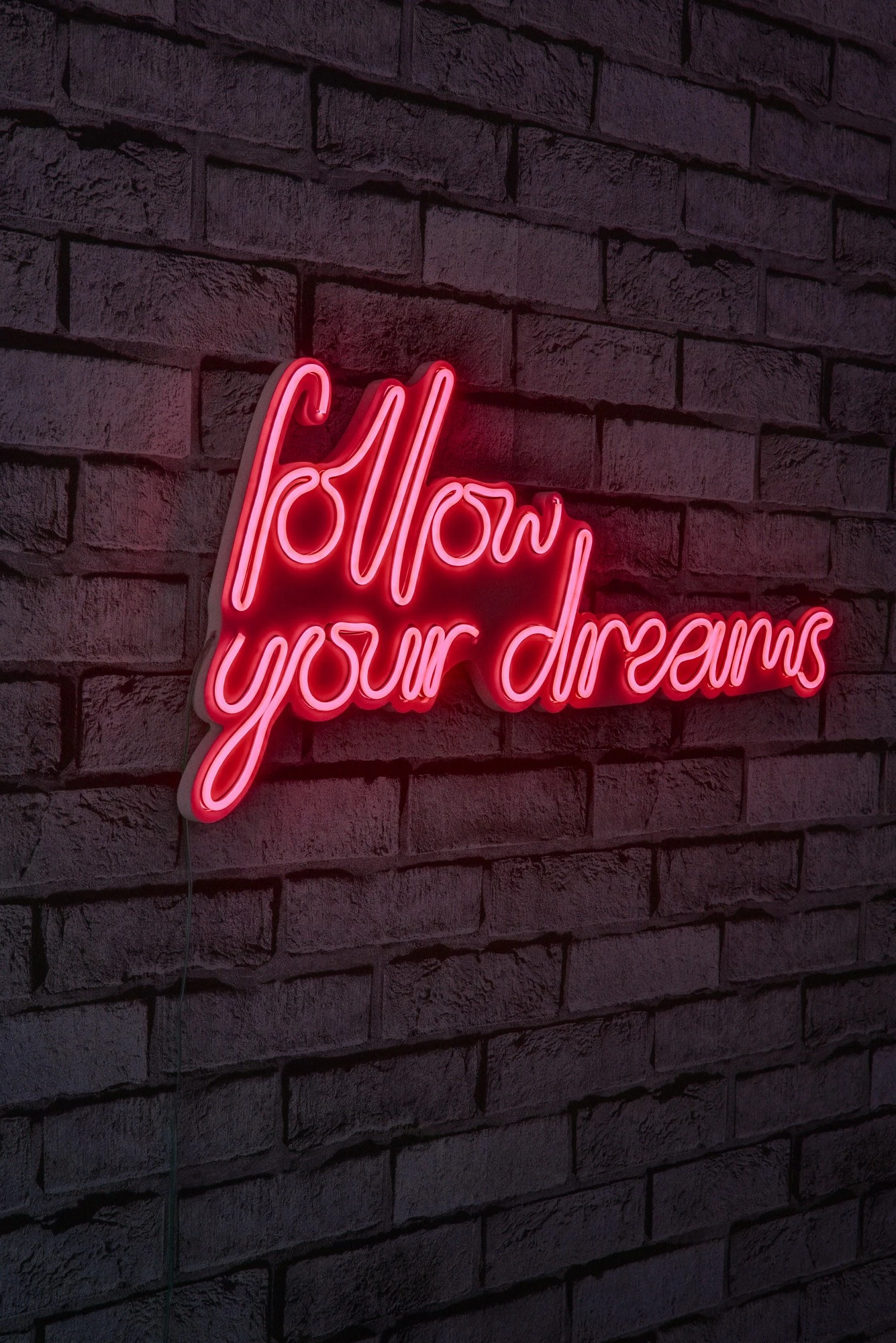 Dritë dekorative LED në mur, 'follow your dreams', plastikë, ngjyrë e kuqe