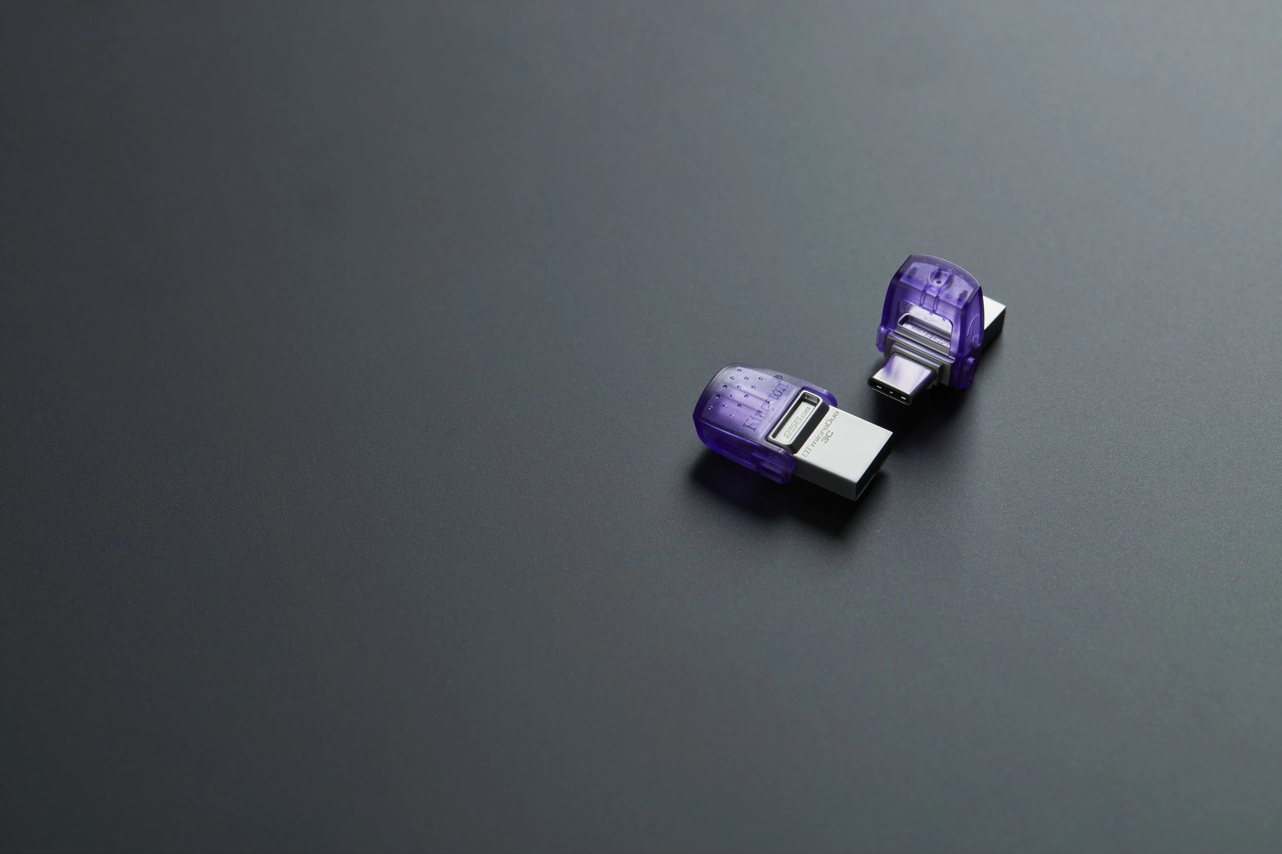 USB Kingston DataTraveler microDuo 3C 256GB, stainless steel/vjollcë