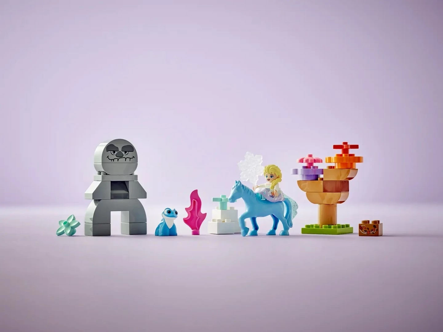 Set LEGO DUPLO Elsa & Bruni në Pyllin e Magjepsur
