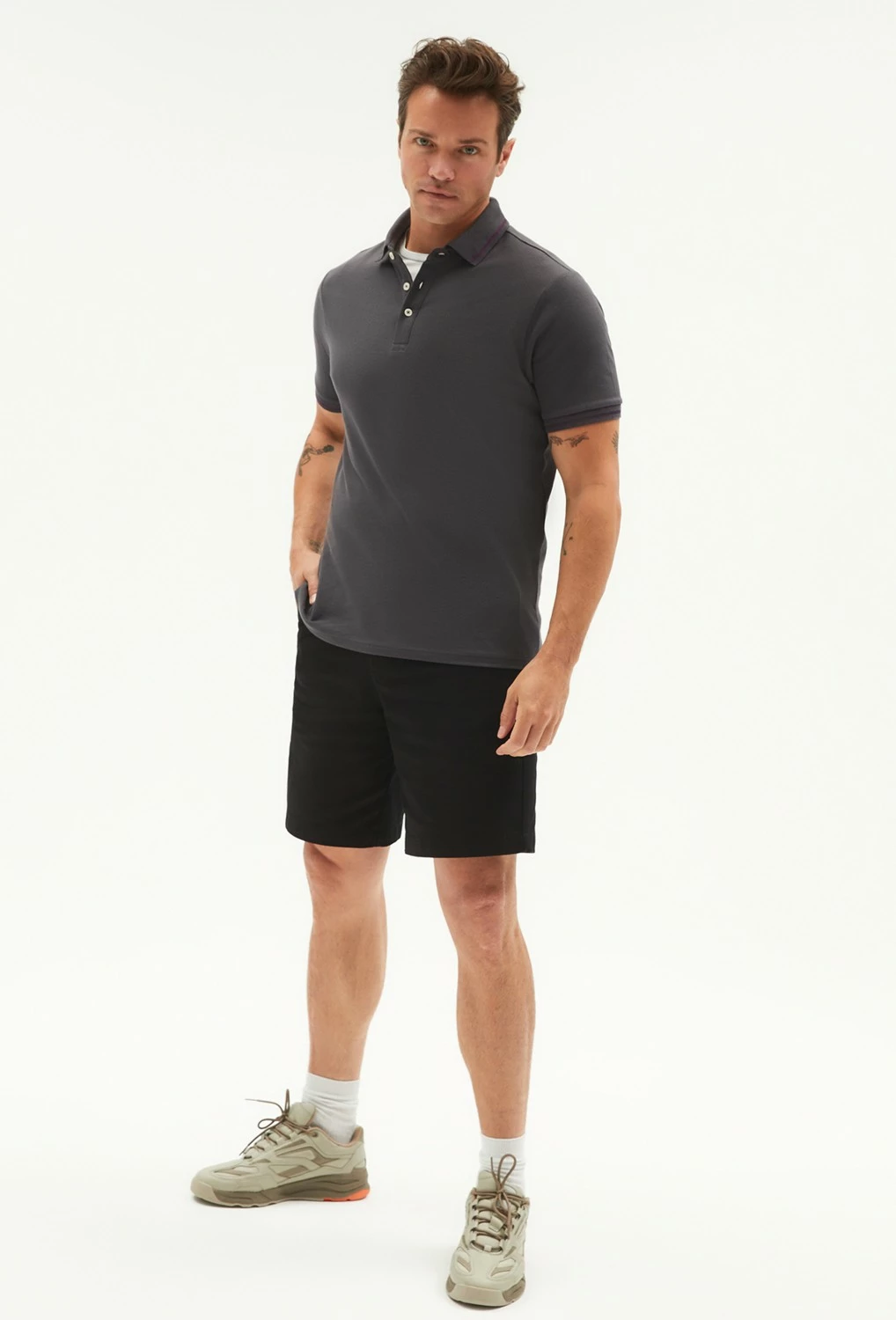 Maicë polo për meshkuj June