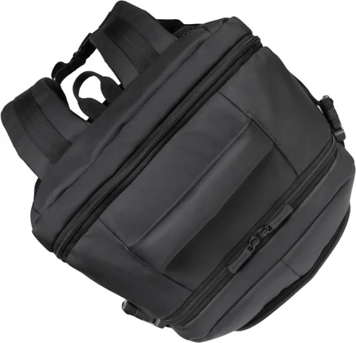 çantë shpine për laptop RivaCase 8465, 17.3\", ECO-RPET e papërshkueshme nga uji, e zezë