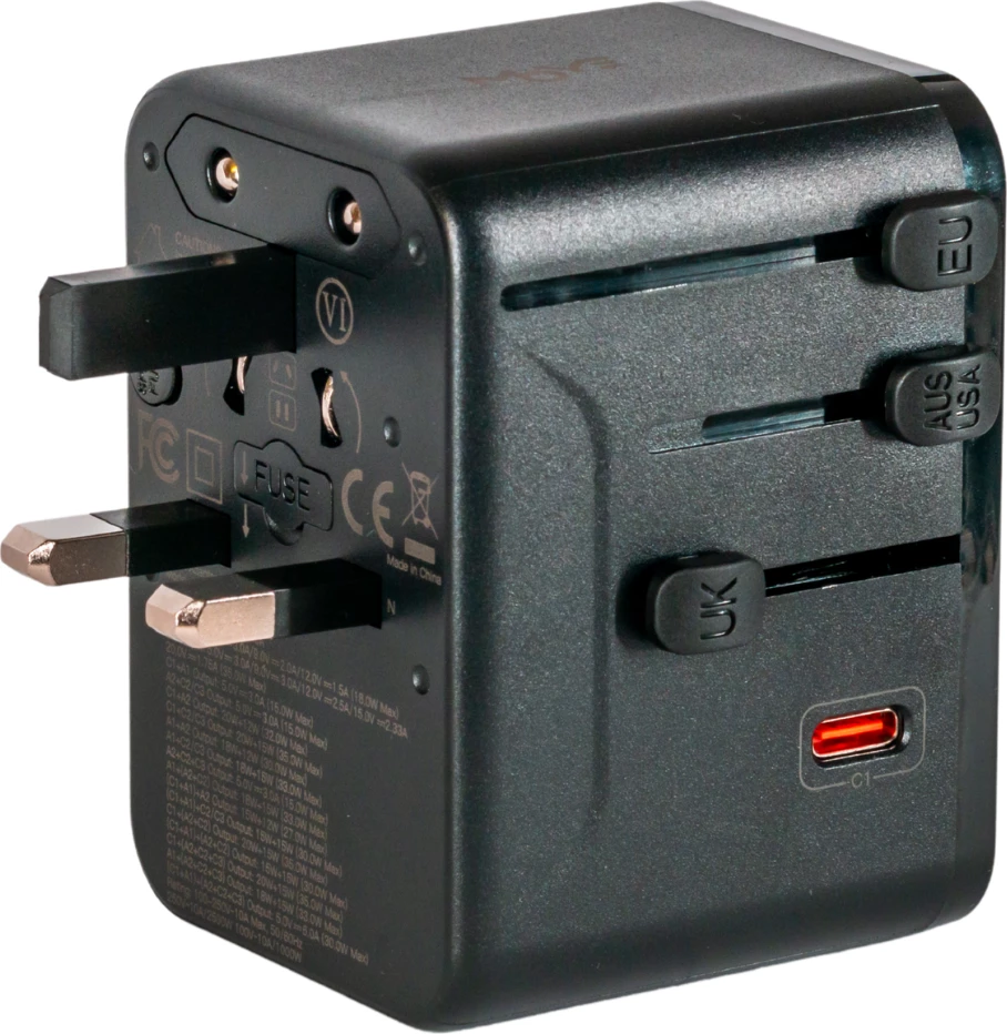 Adapter universal udhëtimi Moye Nomad Go GaN 35W PD, 3x USB-C + 2x USB-A, EU/UK/US/AU, i zi