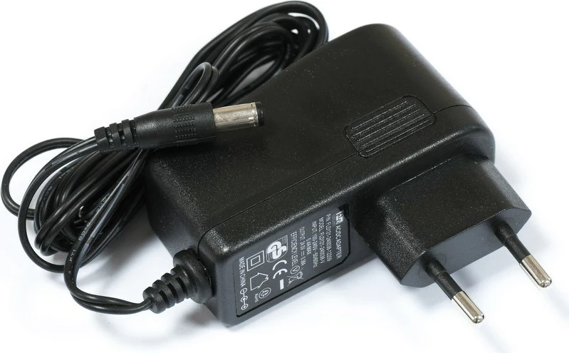 Ruter MikroTik RB750GR3, Gigabit Ethernet, i bardhë