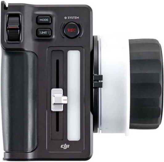 Kontrollues fokus DJI Three-Channel Follow Focus për Ronin 4D, me mbajtëse monitori dhe 3 unaza gome