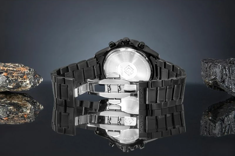 Orë dore për meshkuj Giewont, e zezë