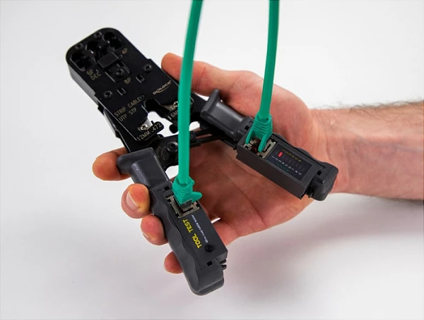 Pincë krimpuese DeLOCK për RJ45/RJ12/RJ11/RJ10, me zhveshës kabllo dhe tester rrjeti, e zezë/gri