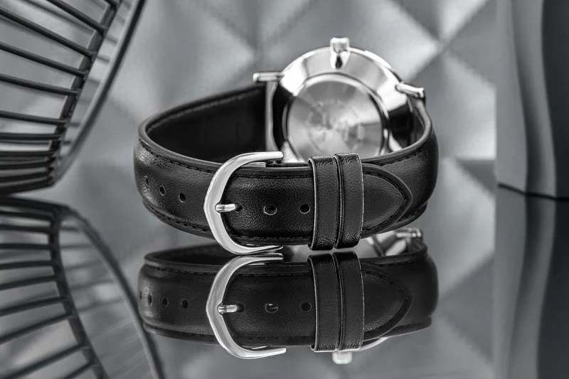 Orë dore për meshkuj Casio, e zezë