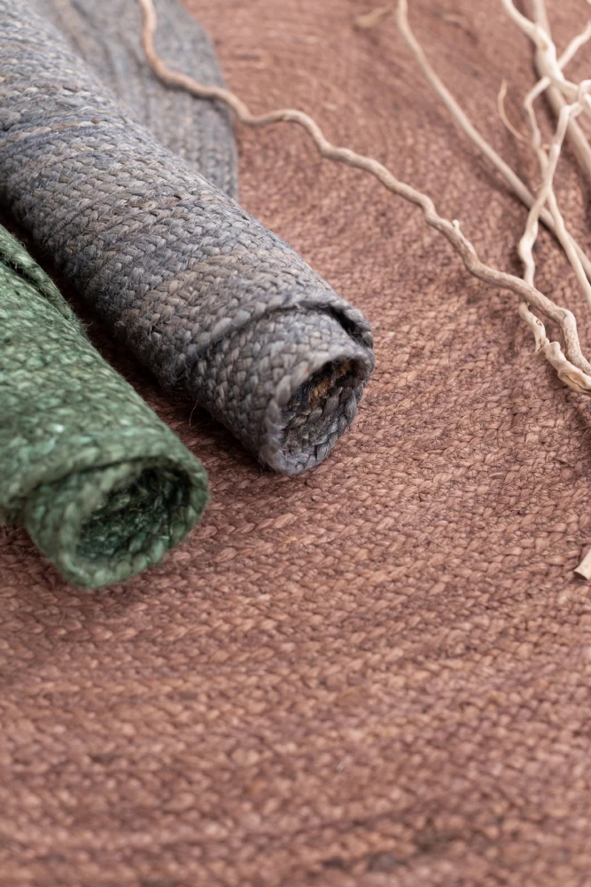 Qilim i rrumbullakët prej jute, ngjyrë kafe, 120x120cm