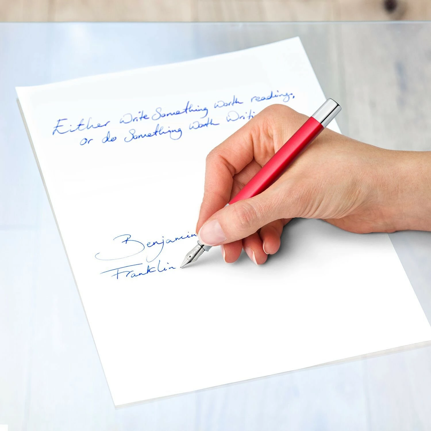 Stilolaps STAEDTLER triplus 474, metal, cartridge, majë fine, i kuq