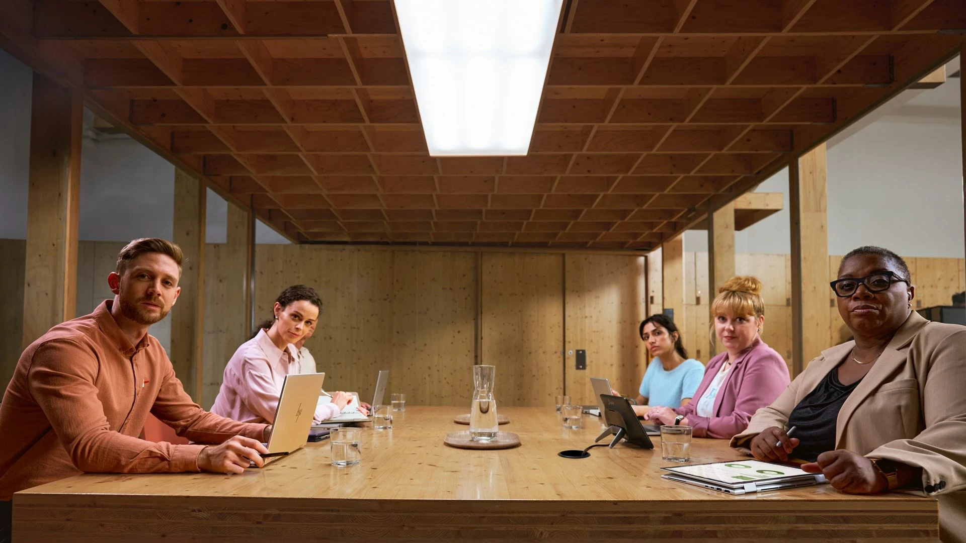 Laptop HP EliteBook 655 G10, 15.6", AMD Ryzen 7, 16 GB RAM, 512 GB SSD, Argjendtë