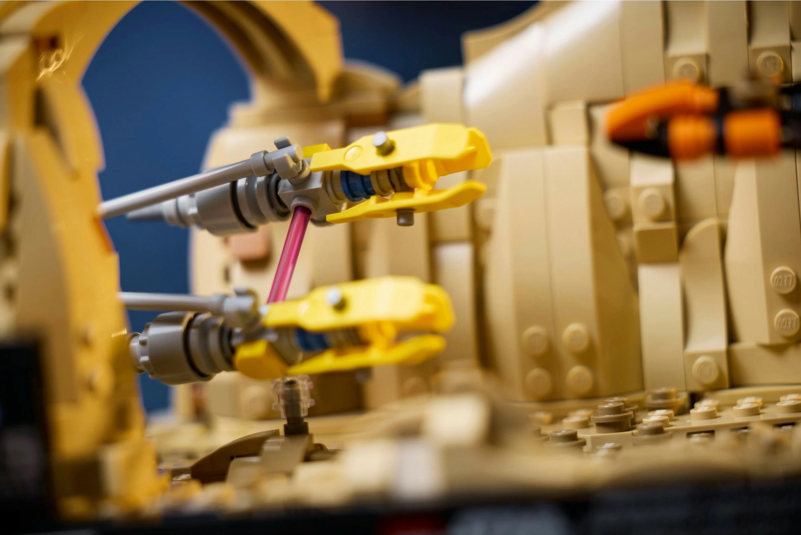 Set ndërtimi LEGO Mos Espa Podrace Diorama, 718 pjesë, shumëngjyrësh