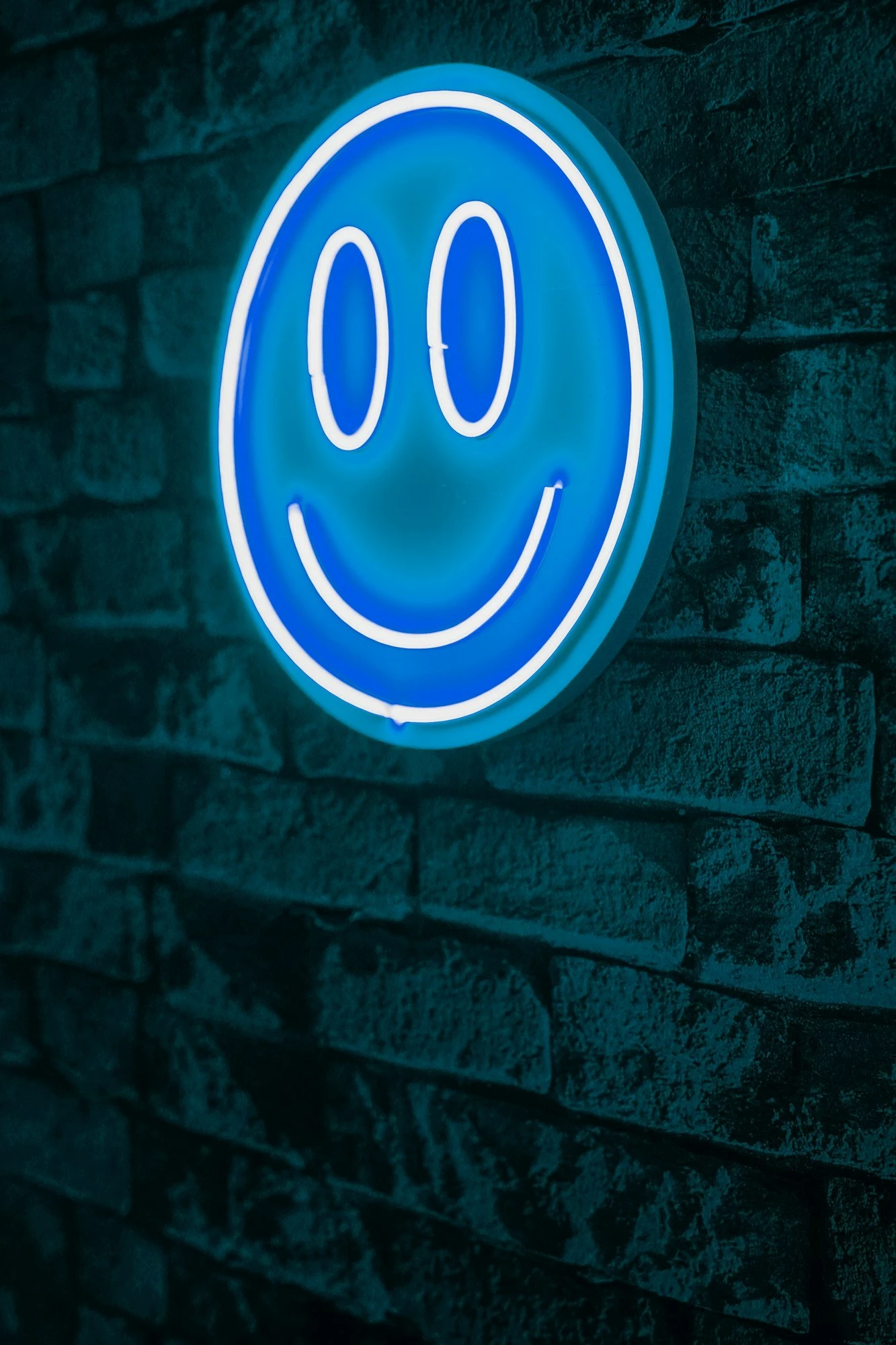 Dritë murale dekorative LED, fytyrë buzëqeshëse, plastike, ngjyrë kaltër, 27cm