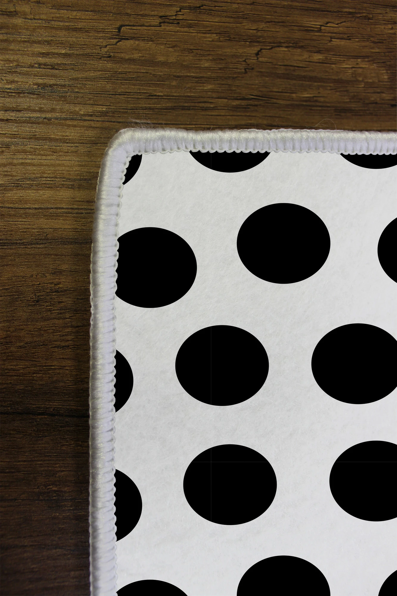 Qilim me pika të zeza, shumëngjyrësh, 120x180cm, WOOKECE060