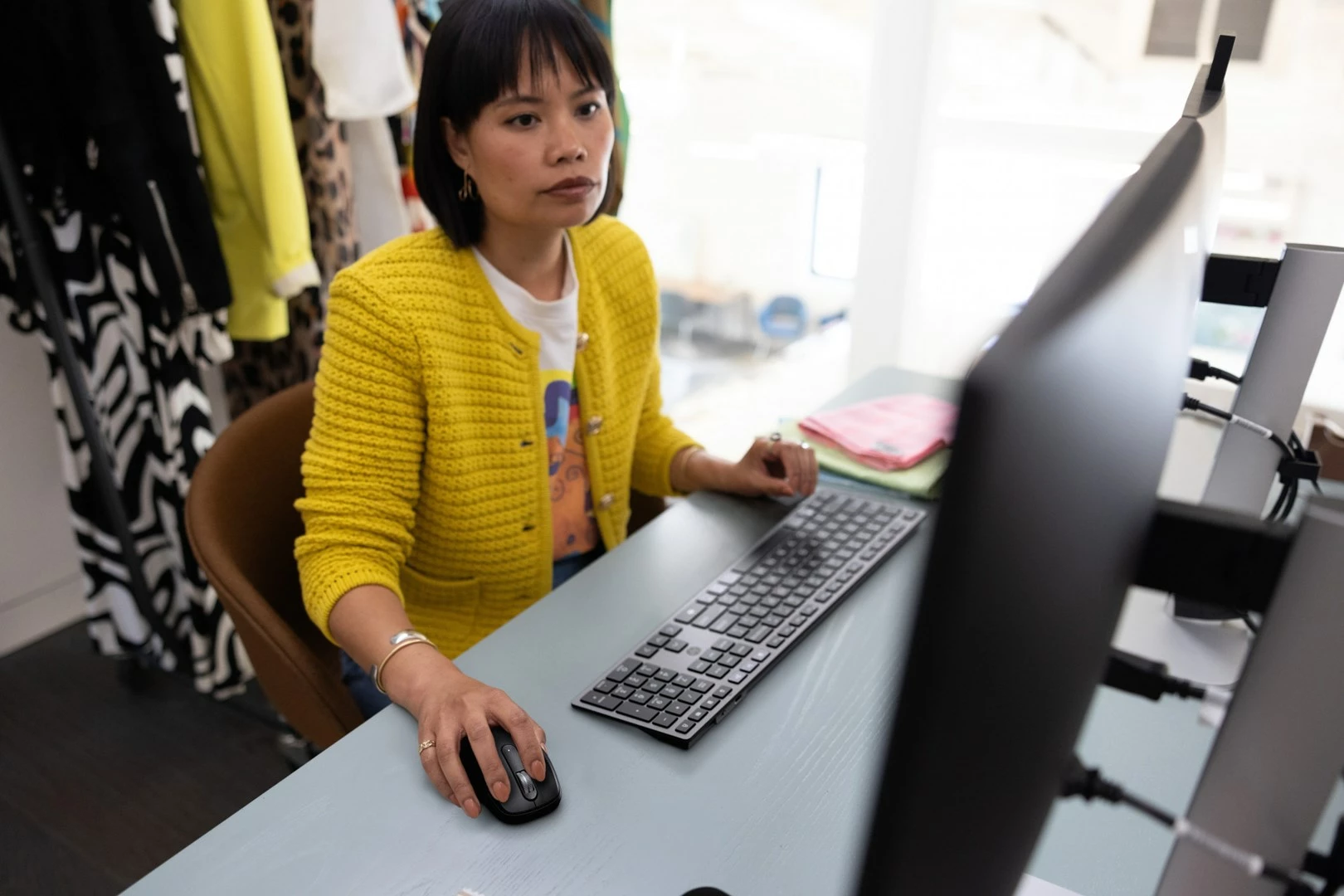 Set tastierë dhe maus HP 720 Multi-Device, pa tela, mekanik, USB Type-A, i zi