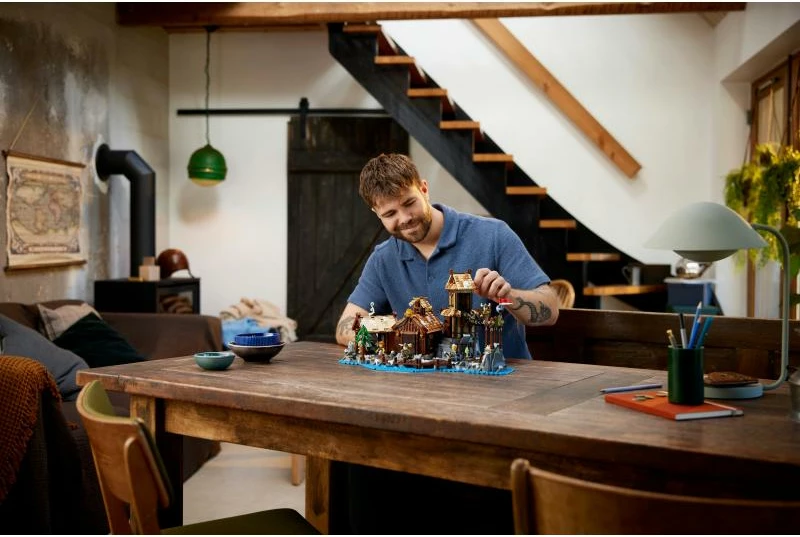 Set LEGO Ideas Viking Village 21343, 2103 copë, shumëngjyrësh