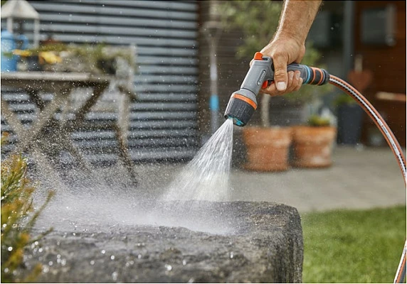 Pistoletë spërkatëse uji GARDENA Comfort Multi, për kopsht, gri/zezë/portokalli