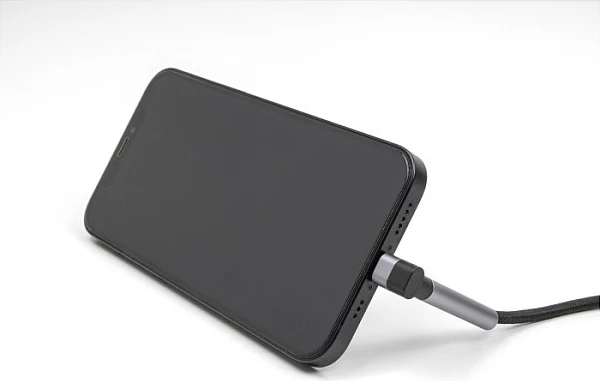 Kabllo DeLOCK USB-C në Lightning, 1.5 m, MFi, e këndshme, me funksion mbajtëse, e zezë/gri
