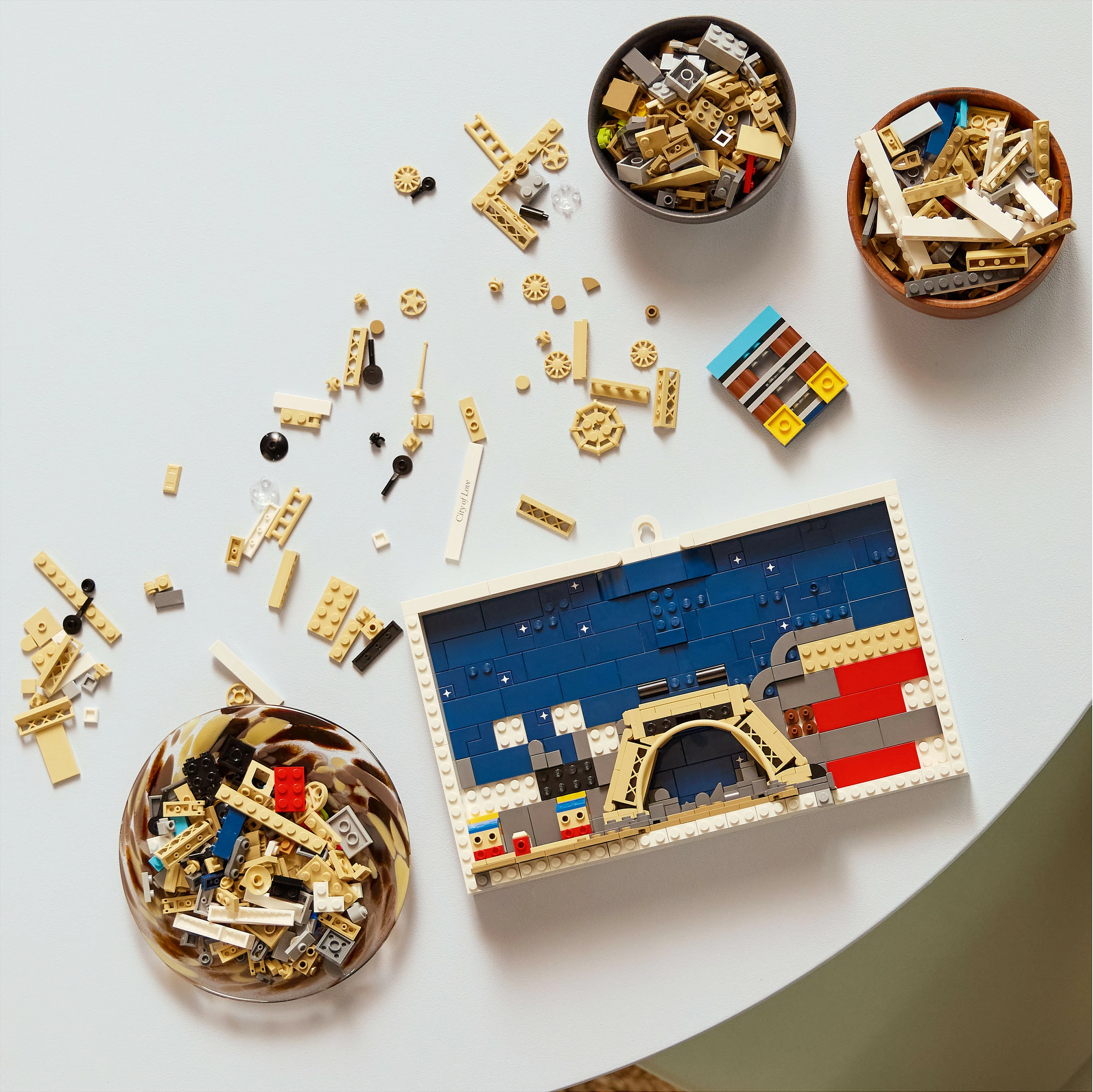 Set ndërtimi LEGO Architecture Paris City of Love 21064, 958 copa, multikolor