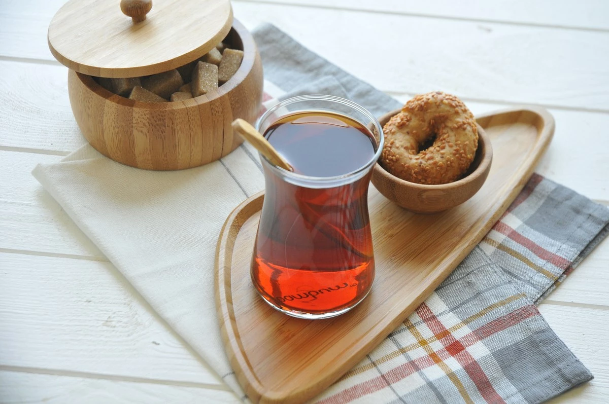 Dërrasë bambuje për prezantim ushqimi, ngjyrë arre, Hermia Concept, Viego