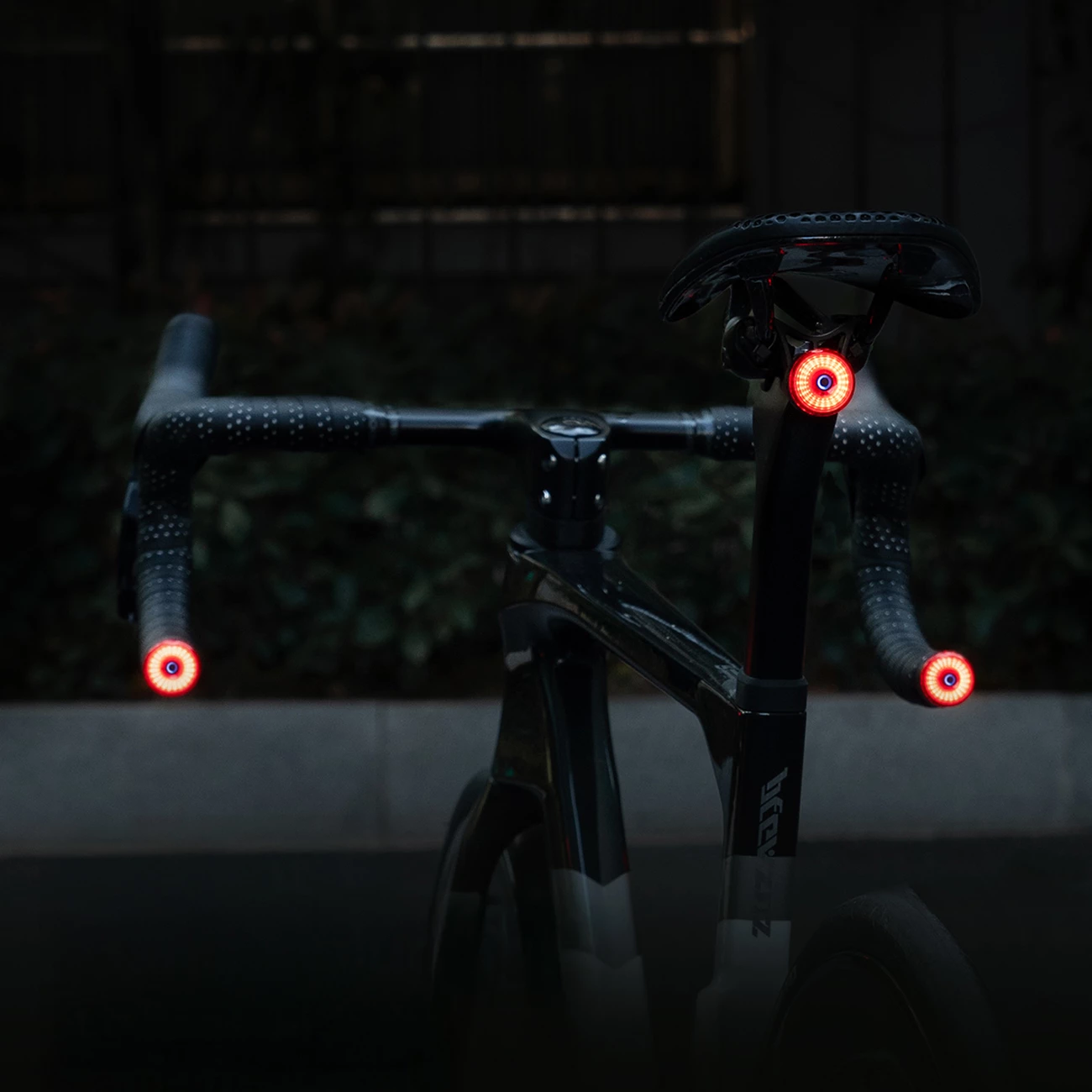 Drita të pasme biçiklete, Wozinsky, WIS-01, LED smart me sensor freni, 250 mAh, USB-C, rezistente ndaj ujit, e zezë, set 2 copë