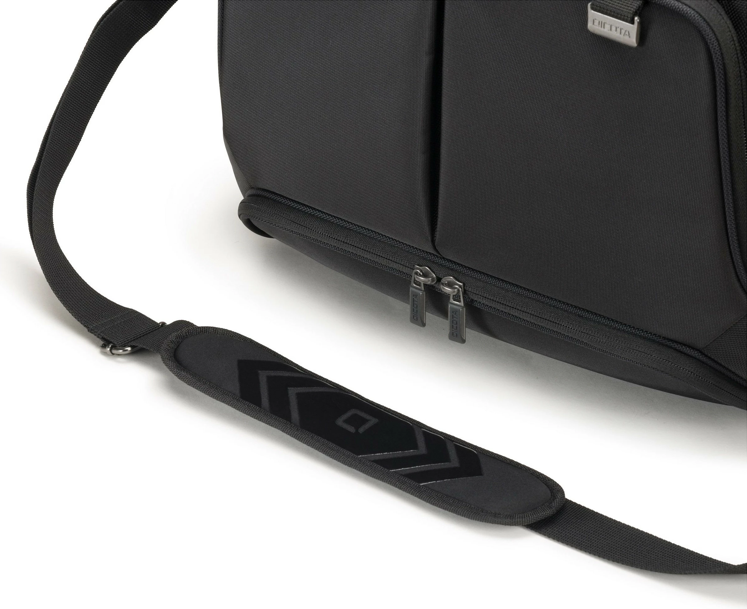 Çantë toploader DICOTA Eco Top Traveller PRO, 35.8 cm (14.1"), Ngjyrë e zezë