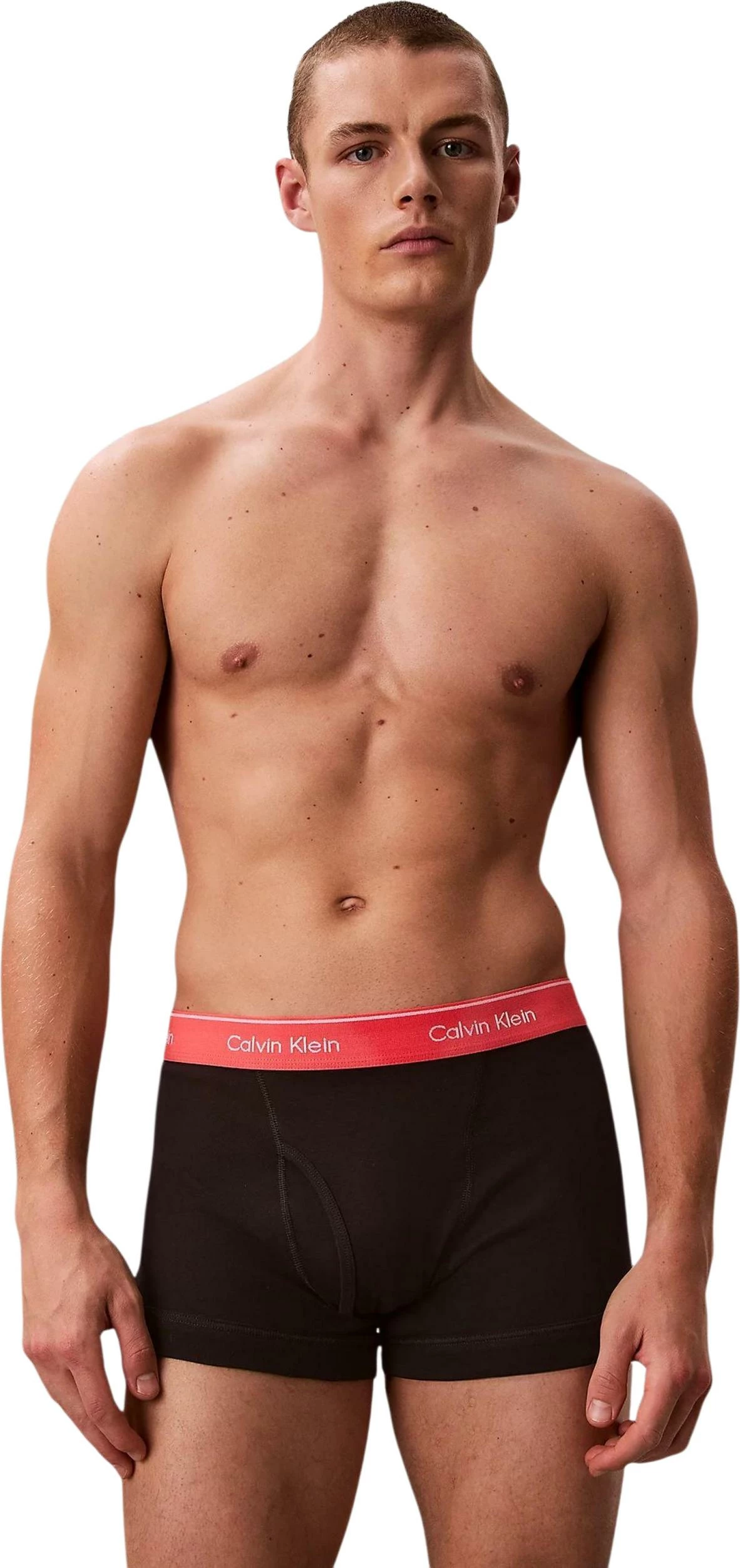 Set të brendshme për meshkuj Calvin Klein Underwear TRUNK 3 PK 000NB4002A, të zeza [Madhësia: XL]