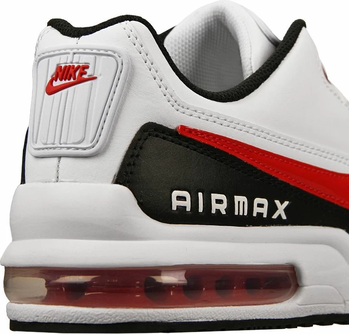 Atlete Nike për meshkuj, të bardha