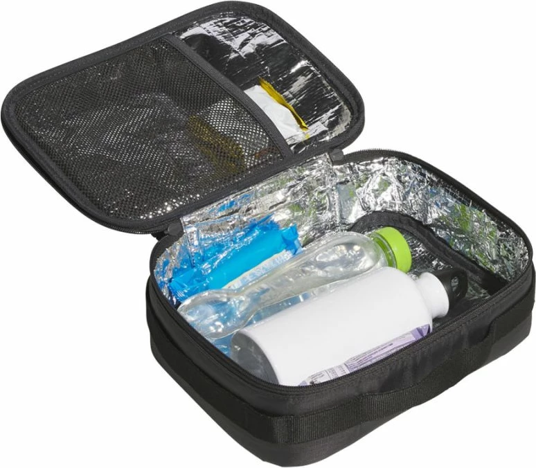 Çantë adidas, e zezë