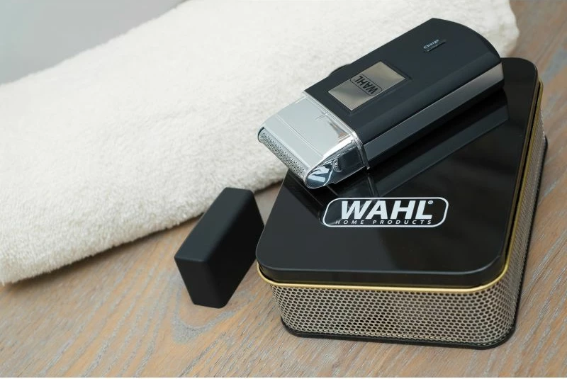 Makine rroje elektrike Wahl Travel Shaver 3615-1016, e zezë