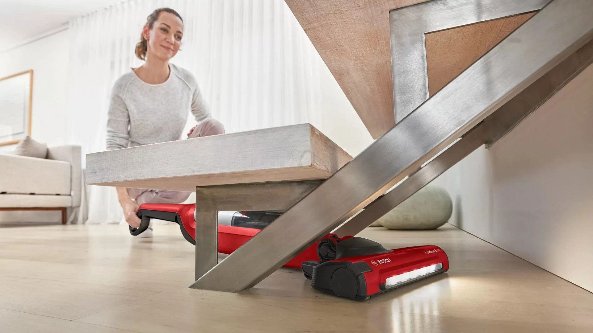 Fshesë elektrike Bosch Serie 4 BBH3ZOO28, e kuqe