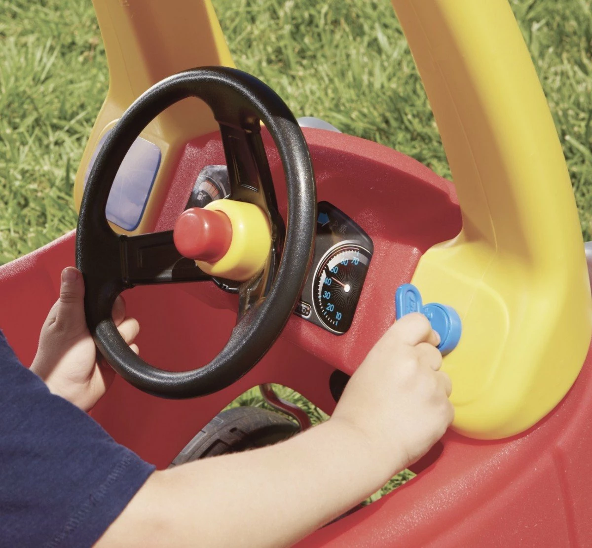Makinë lodër ride-on Little Tikes Cozy Coupe 170263-PE13, për fëmijë 2+ vjet, max 23 kg, e kuqe