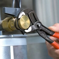 Pinca Knipex 87 01 250, 250mm, dorezë plastike e kuqe