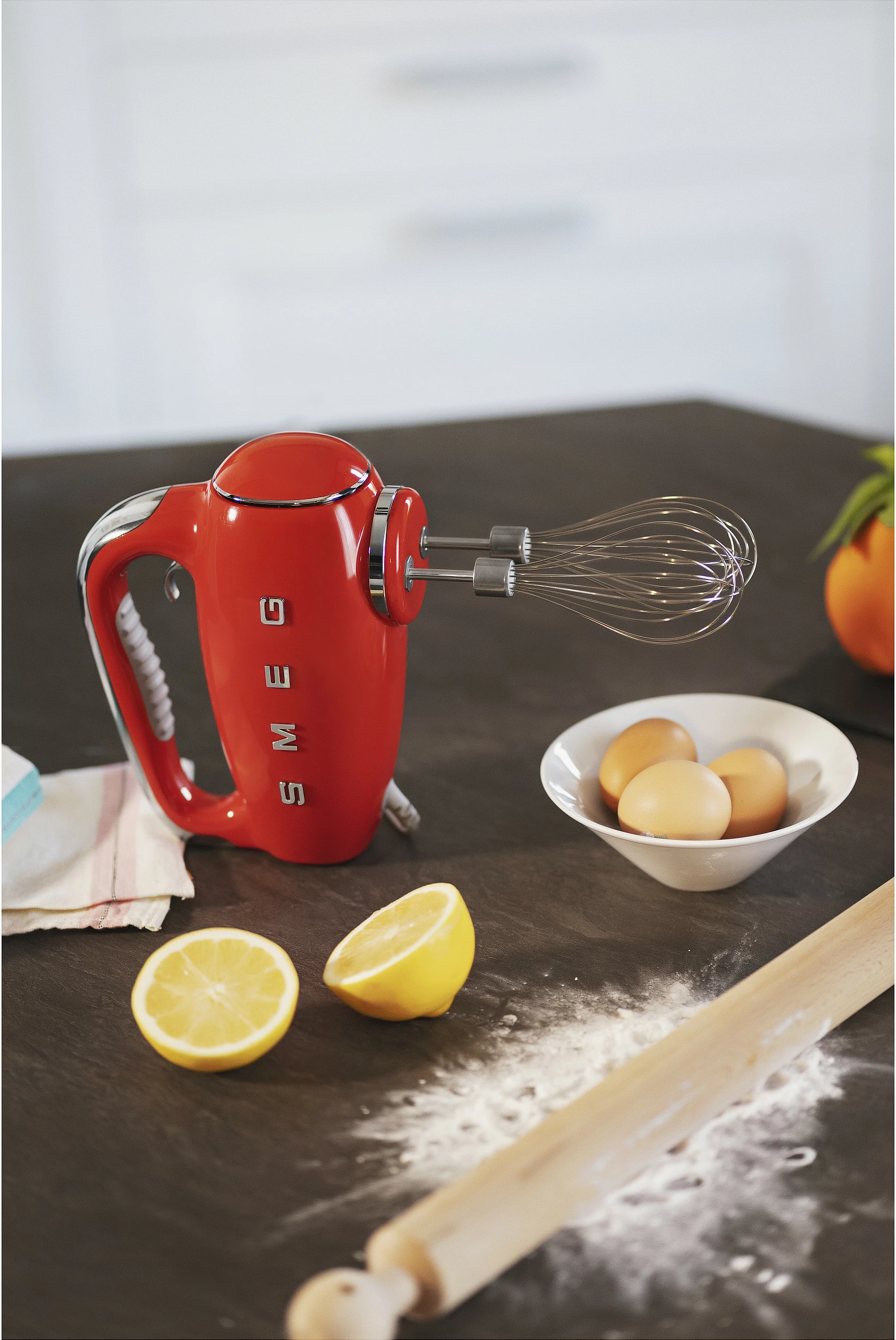 Mikser dore SMEG HMF01RDEU, 250W, 9 shpejtësi, Turbo, retro, i kuq