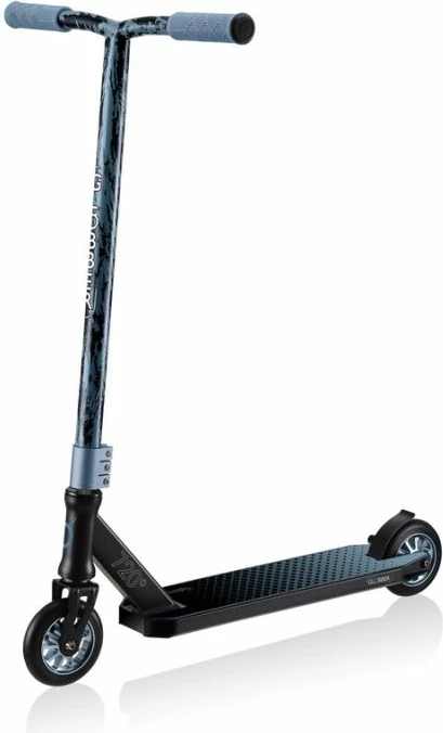 Atlete për stunte Globber, të zeza dhe blu