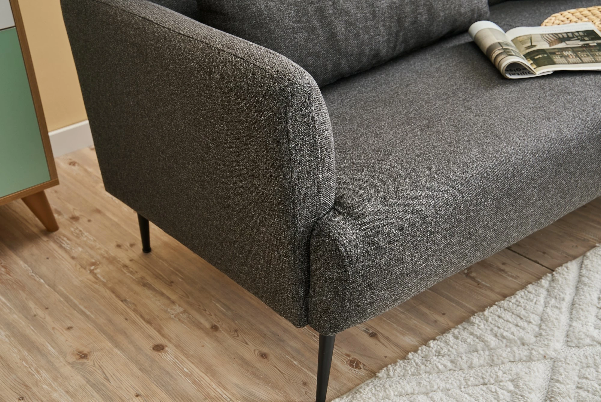 Divan treshe Atelier del Sofa, Revos, ngjyrë antracit