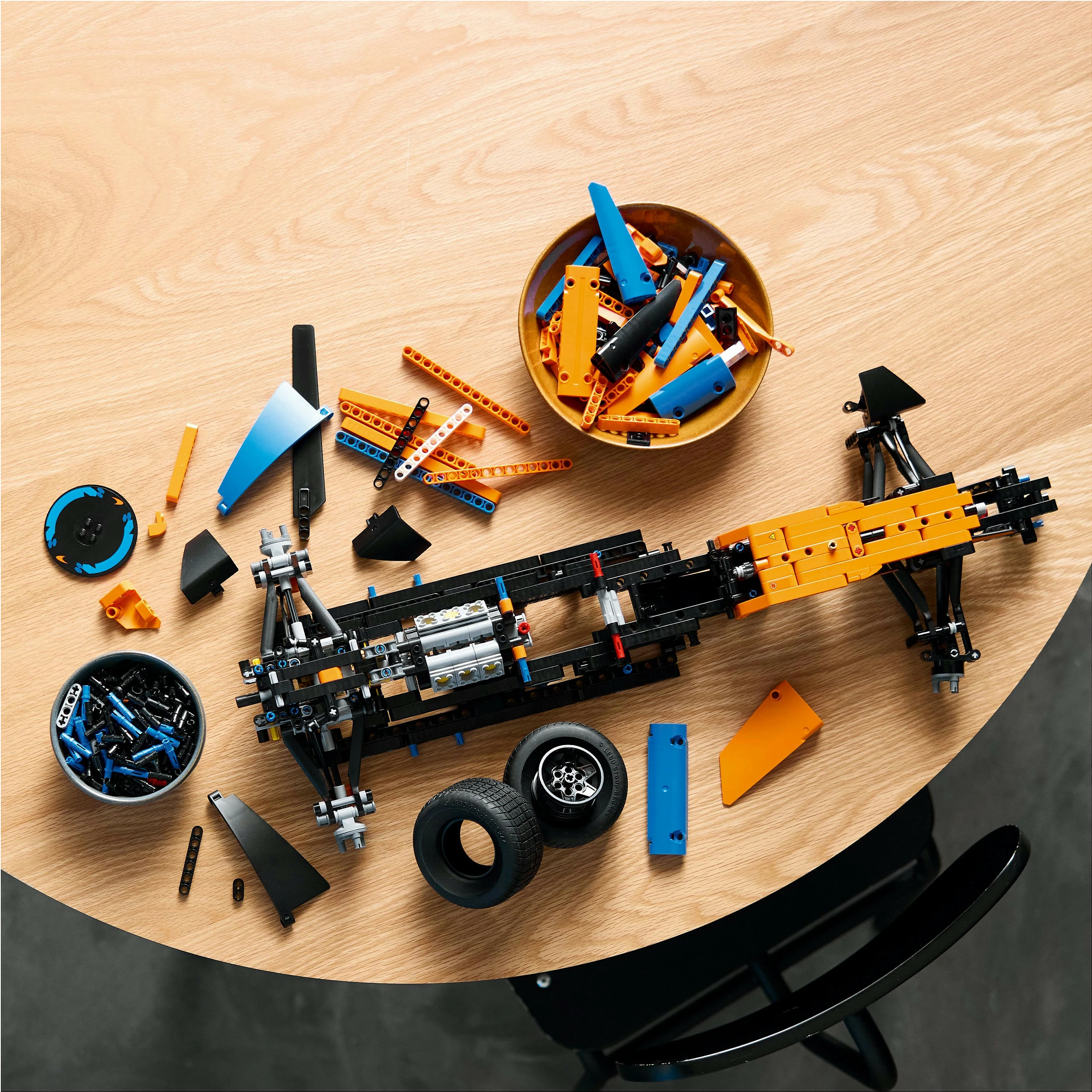 Set për ndërtim LEGO Technic McLaren Formula 1, 1434 pjesë, shumëngjyrësh