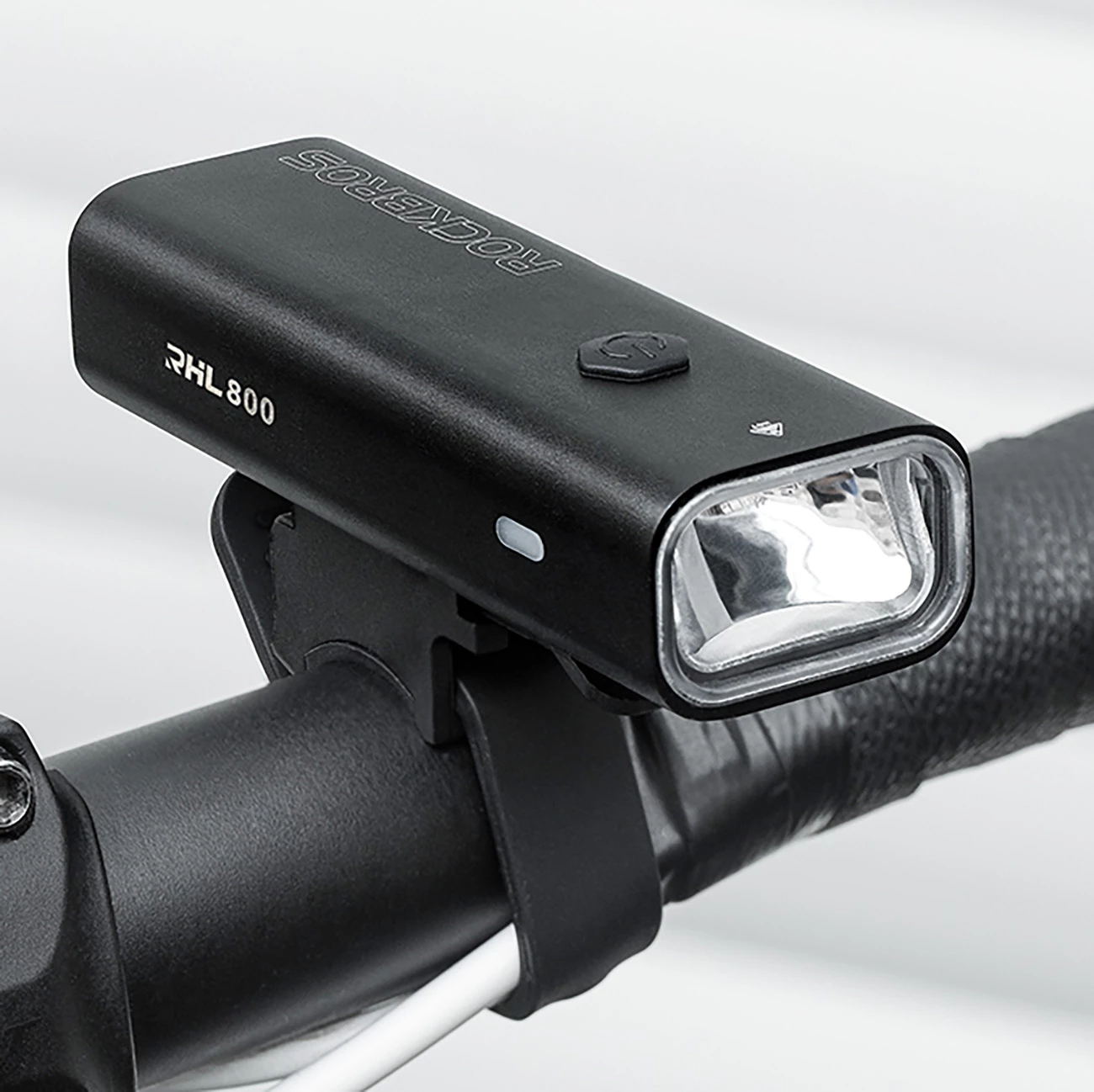 Dritë përpara biçiklete Rockbros 24710012001, 800 lm, 3000 mAh, USB-C, e zezë