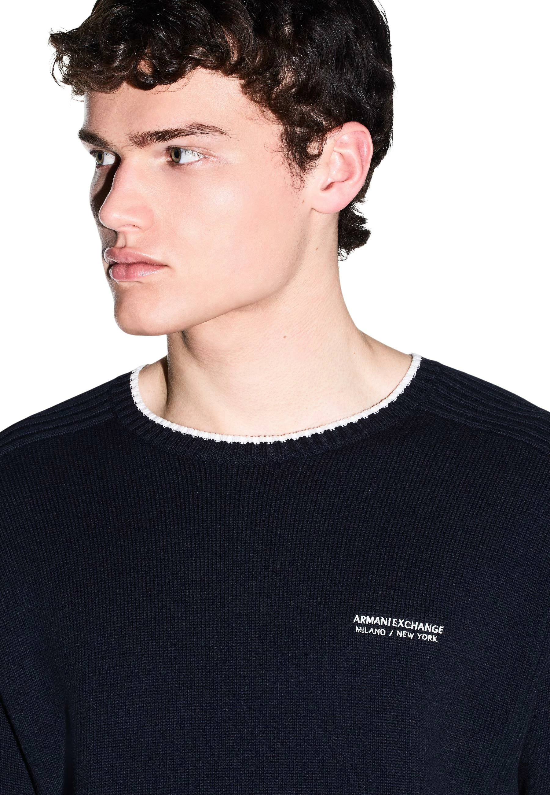 Xhemper për meshkuj Armani Exchange XM003009 AF28775, i kaltër [Madhësia: L]