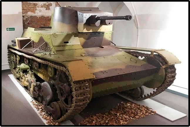 Set ndërtimi tank i lehtë Cobi 7TP, 669 pjesë, Historical Collection