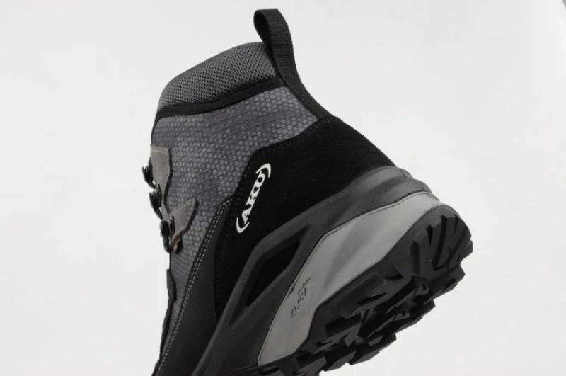 Atlete trekking për meshkuj Aku, të zeza/gri