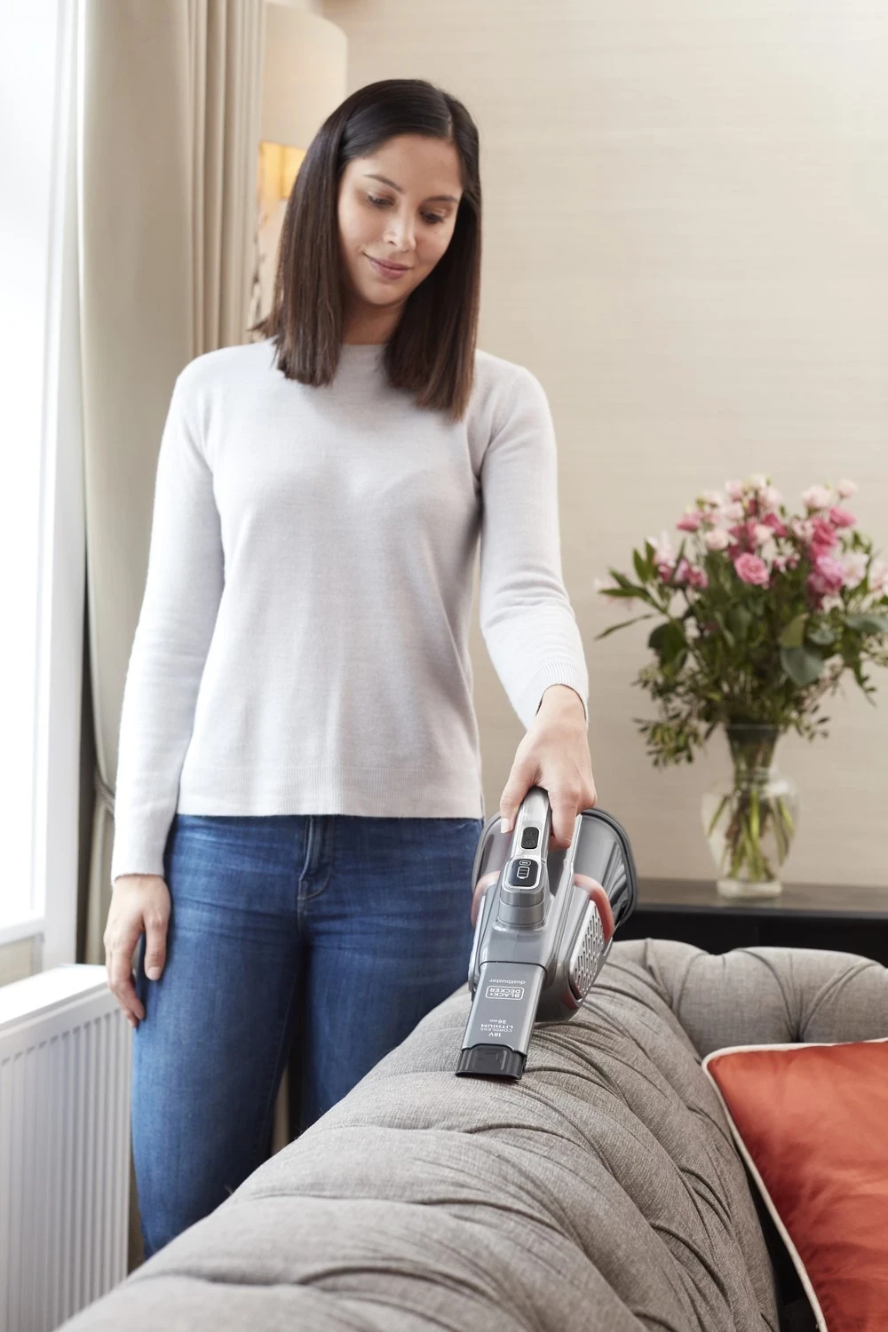 Pastrues portativ Black & Decker, gri-zezë