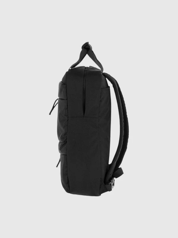 Çantë shpine 4F, e zezë