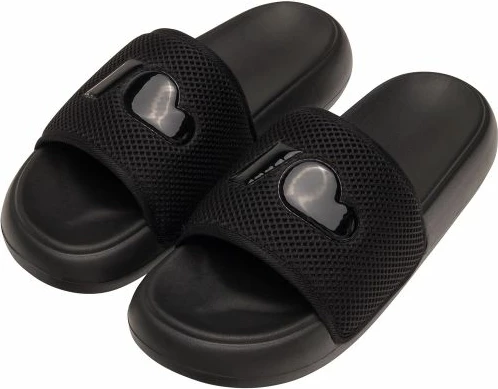 Papuqe Kubota, të zeza