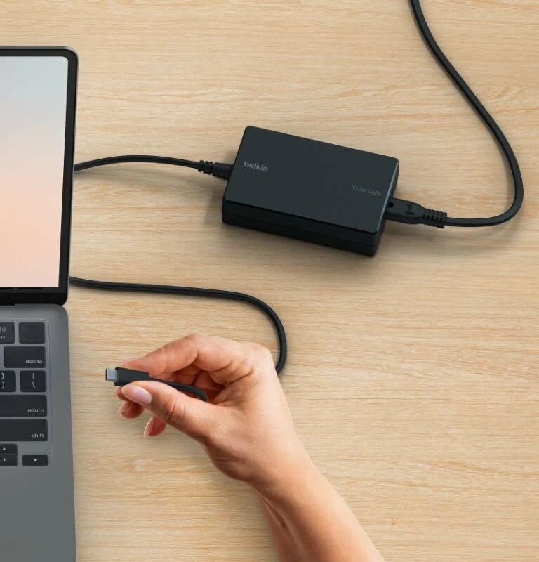 Belkin Connect USB-C Core GaN Power Adapter 100W - Black